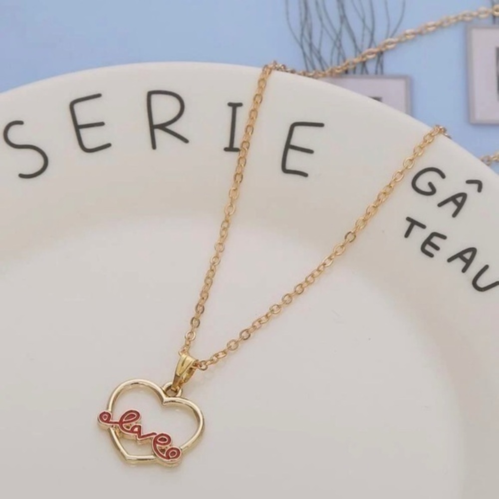 3/$30 💛 Love Necklace